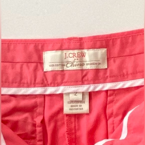 J. Crew Broken-In Cotton Chino Shorts, Chino Shorts, Coral Size: 2 - Picture 3 of 7